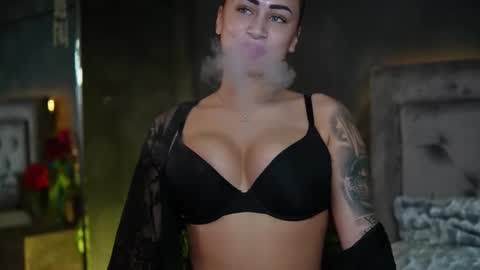 Snapshot of ameliajupiter chatting on November 16, 8:36 pm Amelia online show from November 16, 8:36 pm