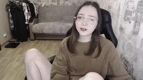 Snapshot of ameliakamishiro chatting on January 28, 11:06 am Amelia online show from January 28, 11:06 am