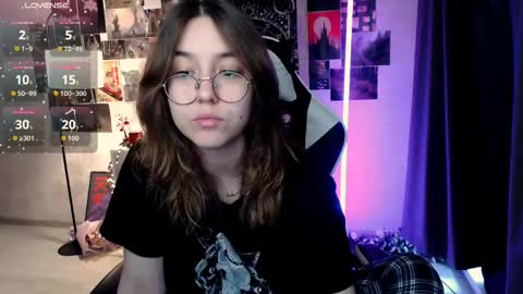 Snapshot of ameliameadd chatting on October 9, 8:45 am Amelia online show from October 9, 8:45 am