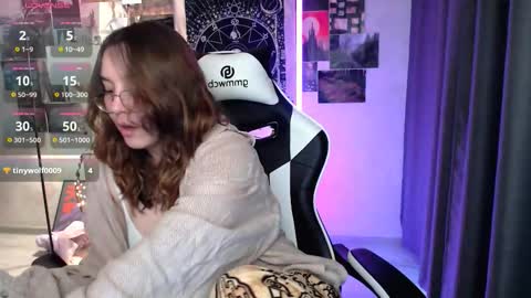 Snapshot of ameliameadd chatting on November 14, 8:35 am Amelia online show from November 14, 8:35 am