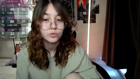 Snapshot of ameliameadd chatting on November 20, 8:03 am Amelia online show from November 20, 8:03 am