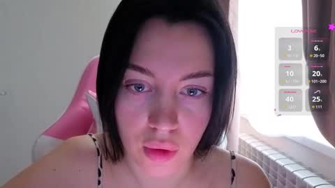 Snapshot of ameliasonk chatting on October 21, 6:03 am Amelia Sonk online show from October 21, 6:03 am