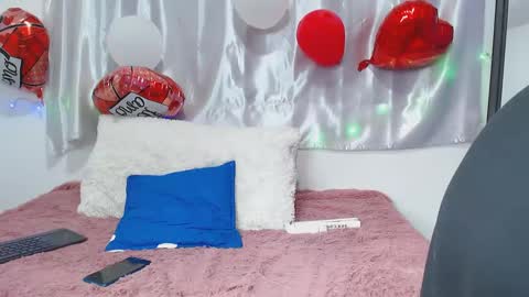 amelie brown online show from March 1, 1:32 am