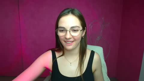 Snapshot of amelie_jackson_ chatting on December 4, 1:09 pm Amelie online show from December 4, 1:09 pm
