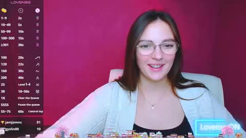 Snapshot of amelie_jackson_ chatting on December 24, 4:40 pm Amelie online show from December 24, 4:40 pm