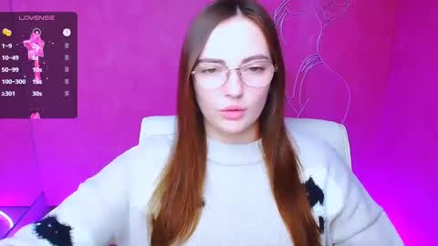 Snapshot of amelie_jackson_ chatting on February 7, 6:35 am Amelie online show from February 7, 6:35 am