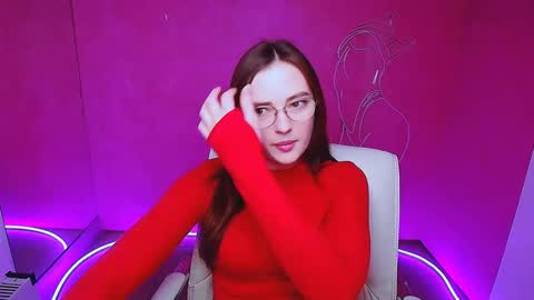 Snapshot of amelie_jackson_ chatting on February 27, 6:29 am Amelie online show from February 27, 6:29 am