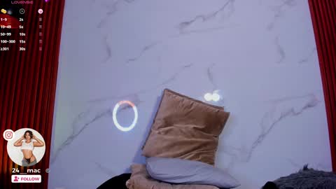 Alejandra  online show from January 17, 7:08 am