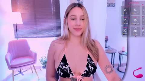 Amelie Graham online show from November 26, 3:02 pm