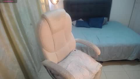 Snapshot of amelierose1 chatting on October 27, 2:21 pm Amelie online show from October 27, 2:21 pm