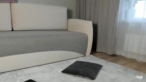 Snapshot of amelinalove chatting on September 28, 2:06 am Amelina Love online show from September 28, 2:06 am