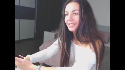 amelinamersi online show from October 19, 3:56 pm