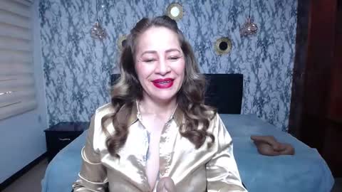 Amell Thomson online show from October 2, 11:39 am