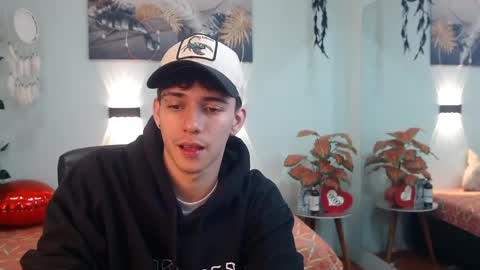 amethystshadow online show from March 31, 2:24 am