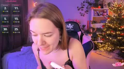 Snapshot of ami_amour_ chatting on December 26, 12:49 pm Hi-hi I am Kate welcome to my sexy room online show from December 26, 12:49 pm