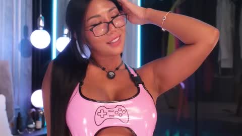 Ami online show from February 10, 6:34 pm