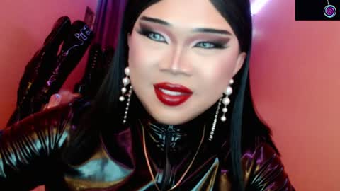 Queen Mireska online show from May 9, 5:07 pm