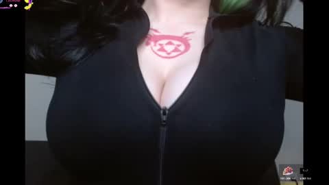 Snapshot of amilustxx chatting on October 8, 10:07 pm amilust online show from October 8, 10:07 pm