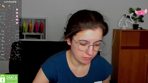 Amina online show from February 25, 6:25 am