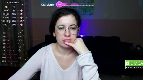 Amina online show from November 29, 12:30 pm