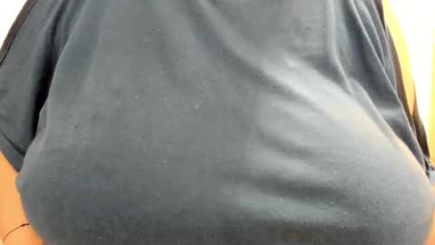 Amira Vyxen online show from October 11, 7:45 pm