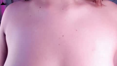 Snapshot of ammy_camm chatting on February 26, 2:26 am Ammy online show from February 26, 2:26 am