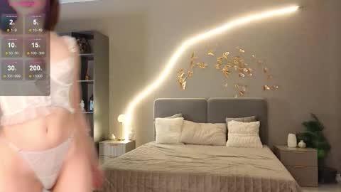 Snapshot of ammy_cumwme chatting on October 1, 10:10 am Ammy dont forget to thumbs up me online show from October 1, 10:10 am