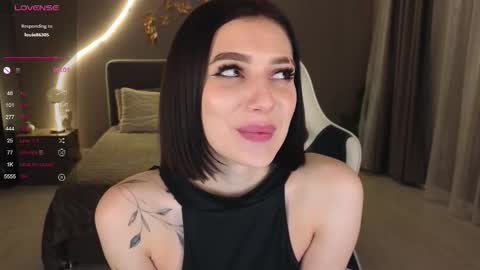 Snapshot of ammy_cumwme chatting on October 28, 11:03 am Ammy dont forget to thumbs up me online show from October 28, 11:03 am