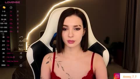 Snapshot of ammy_cumwme chatting on November 19, 9:53 am Ammy dont forget to thumbs up me online show from November 19, 9:53 am