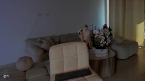 Snapshot of ammy_oxford chatting on December 8, 8:25 pm Ammy online show from December 8, 8:25 pm