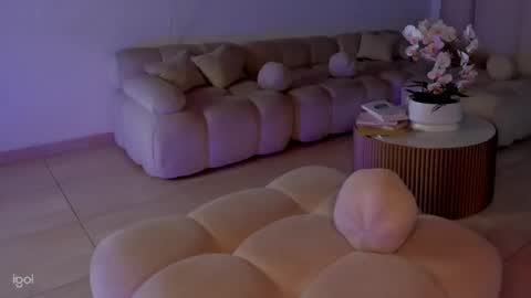 Snapshot of ammy_oxford chatting on February 12, 3:18 am Ammy online show from February 12, 3:18 am