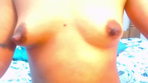 Snapshot of ammy_ronan chatting on December 11, 7:46 pm IM AMMY online show from December 11, 7:46 pm