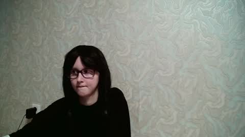 Amomira online show from December 2, 8:41 am