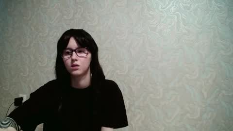 Amomira online show from October 10, 11:20 am