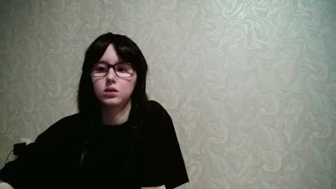 Amomira online show from October 26, 8:20 am