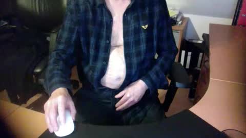 Snapshot of amor2200 chatting on February 14, 7:12 pm Amor2200 online show from February 14, 7:12 pm