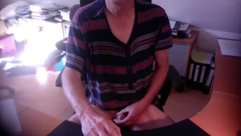 Snapshot of amor2200 chatting on September 13, 9:20 am Amor2200 online show from September 13, 9:20 am