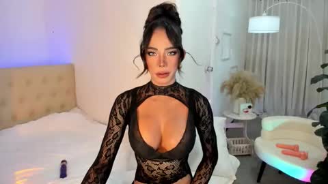 amoreignxxx online show from January 10, 12:18 pm