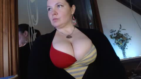 amorelara online show from February 14, 11:42 am