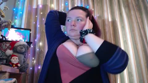 amorelara online show from January 11, 7:57 am