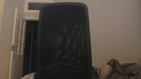 Snapshot of amoremeoww chatting on December 26, 7:24 am miss unforgettable online show from December 26, 7:24 am