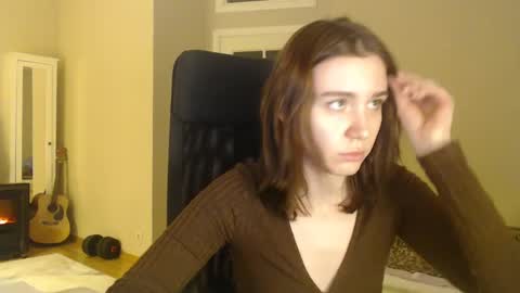 Snapshot of amoremeoww chatting on January 22, 6:10 pm miss unforgettable online show from January 22, 6:10 pm