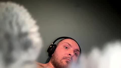 Snapshot of amwillz1997 chatting on November 9, 5:33 pm amwillz1997 online show from November 9, 5:33 pm