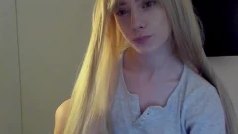 amy1_1 online show from October 7, 3:25 am