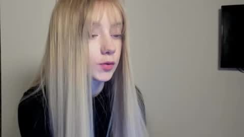 amy1_1 online show from October 11, 7:34 pm