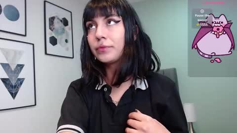 Snapshot of amy__adams1 chatting on November 13, 4:44 am Amy 3 online show from November 13, 4:44 am