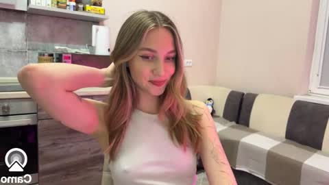 Snapshot of amy_chill chatting on December 28, 7:33 pm Amy Chill online show from December 28, 7:33 pm