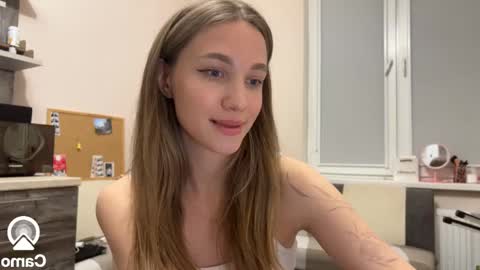 Snapshot of amy_chill chatting on February 18, 6:26 pm Amy Chill online show from February 18, 6:26 pm