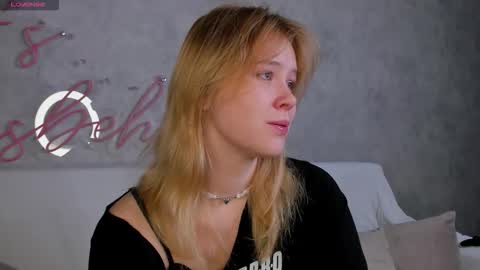 Amy online show from September 24, 12:14 am