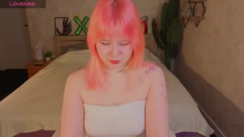 Amy online show from January 7, 12:02 am